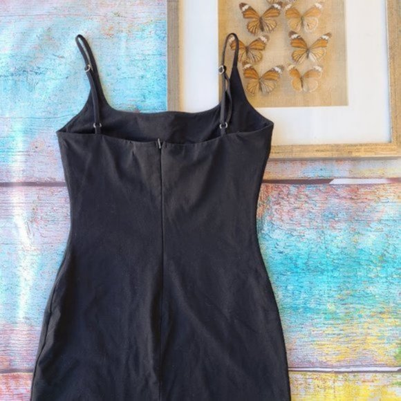 Princess Polly Black Kiribati Ruffle Mini Dress 6 - Picture 9 of 9